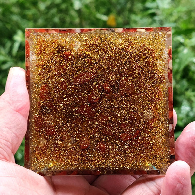 Pirâmide Orgonite Flor da Vida 7 Chakras