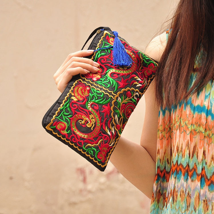 Carteira Clutch Boho Chic Bordada