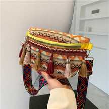 Bolsa Tranversal e Cintura Boho com Franjas