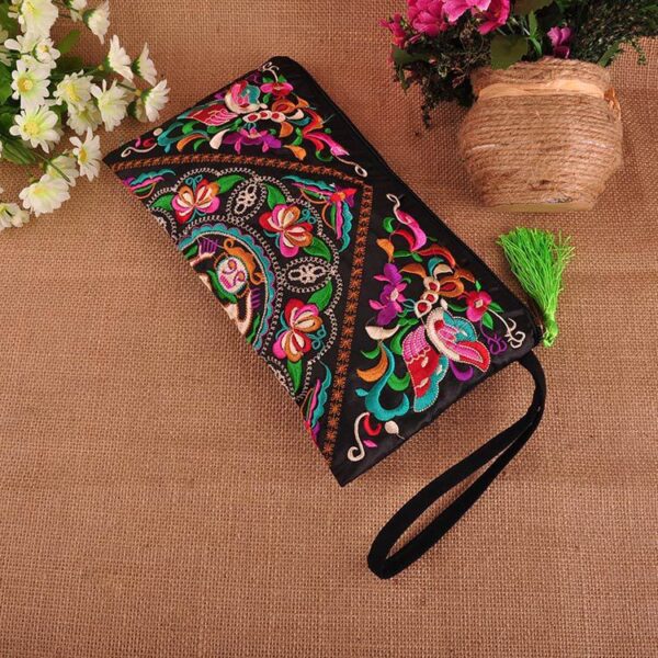 Carteira Clutch Boho Chic Bordada - Image 5